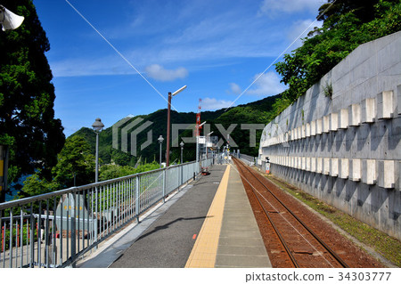 從綾部站（綾部站）（安倍站）的橋的看法 34303777