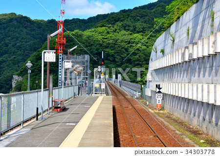 從綾部站（綾部站）（安倍站）的橋的看法 34303778