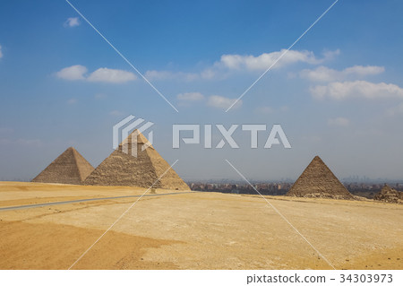 The Matthias Church, the Fishermen's Bastion 34303973