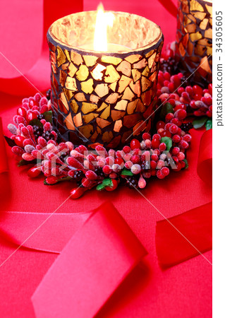 Christmas candle 34305605