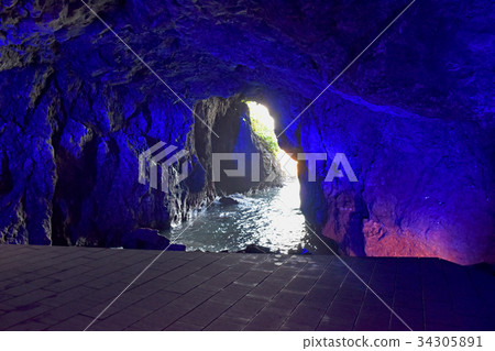 Blue Grotto 34305891