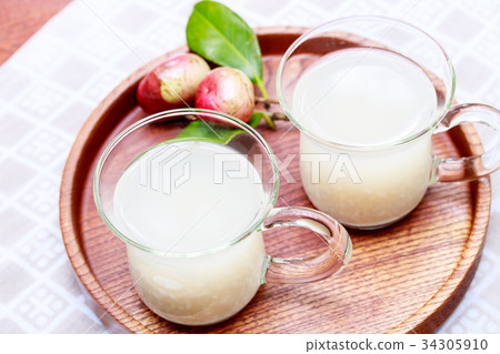 Traditional sweet sake Traditional sweet sake 34305910