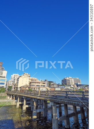 Sanjo Ohashi 34310897