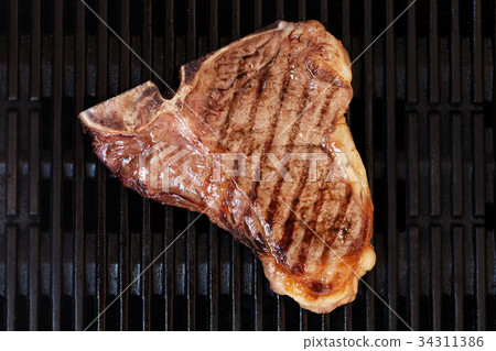 T-bone steak 34311386