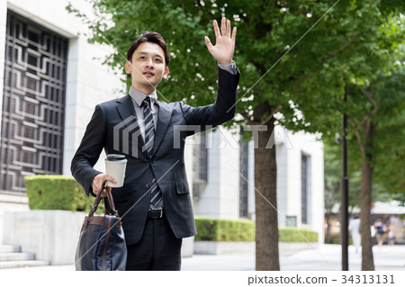 叫出租汽車的商人 叫出租汽車的商人 34313131