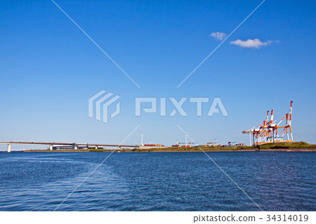 Gantry Crane Giraffe and Blue Sky 4 Gantry Crane Giraffe and Blue Sky 4 34314019