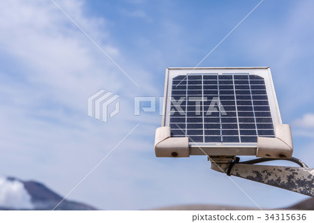 photovoltaic using renewable solar energy from Sun photovoltaic using renewable solar energy from Sun 34315636