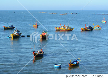 Landscape of Mui Ne Bay in southern Vietnam Landscape of Mui Ne Bay in southern Vietnam 34318559