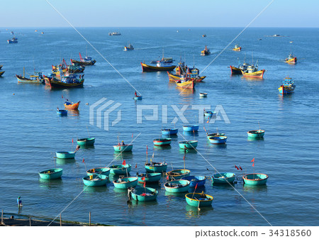 Landscape of Mui Ne Bay in southern Vietnam Landscape of Mui Ne Bay in southern Vietnam 34318560