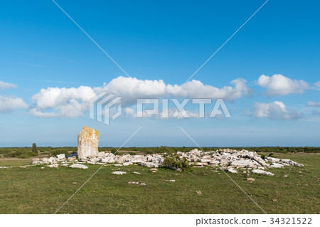 Ancient monument in a great plain area 34321522