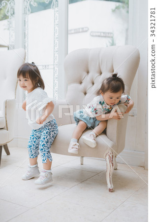 girl, young girl, infant 34321781