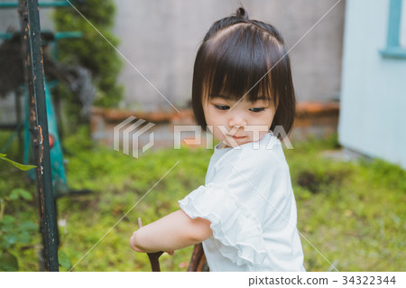 palyful, play, playful 34322344