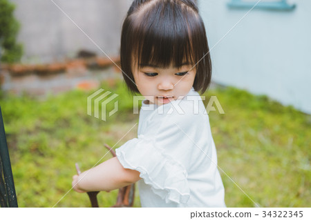 girl, girls, little girls 34322345