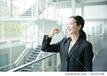 Business woman 34322396