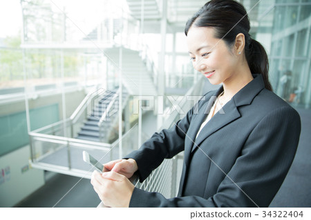 Business woman 34322404