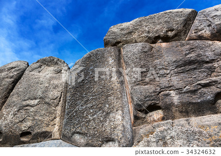 large stones in the wall large stones in the wall 34324632