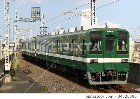 Tobu Railway Daishi Line Series 8000 running the single track section Tobu Railway Daishi Line Series 8000 running the single track section 34326596