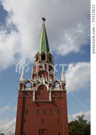 Troitskaya Tower of Moscow Kremlin. Russia 34333622