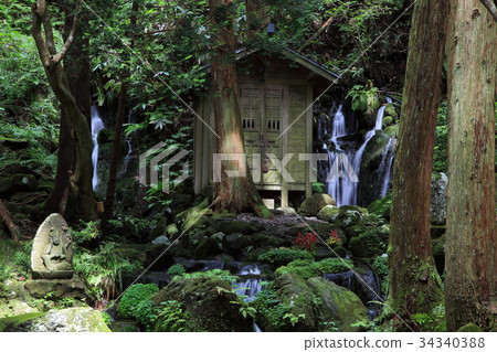 肚子肚子瀑布 34340388