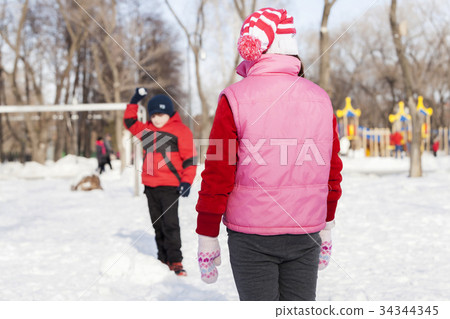 Winter activity Winter activity 34344345