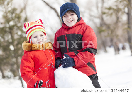 Winter active games Winter active games 34344697