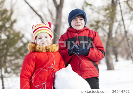 Winter active games Winter active games 34344701