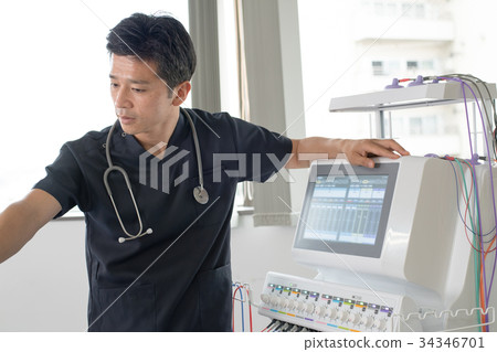 操縱的患者機械手按摩醫療圖像 34346701