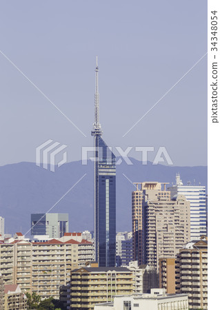 Cloudless blue sky and beautiful city of Fukuoka 34348054