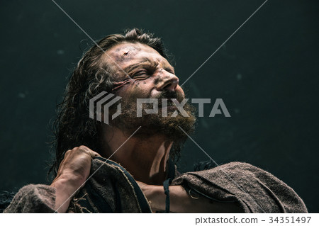 Actor in makeup, a poor man Actor in makeup, a poor man 34351497