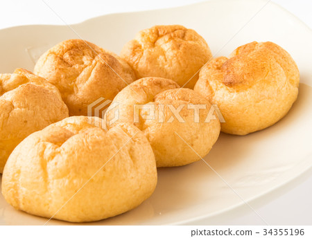 Cream puff candy sweet custard cream snack Suites 34355196