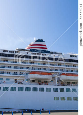"Asuka II" Toyohashi Port entering port 34358054