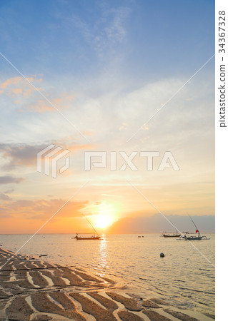 Nusa Dua的早晨在巴厘島 34367328