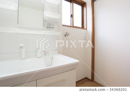 新建的更衣室配有淋浴梳妝台 新建的更衣室配有淋浴梳妝台 34368201