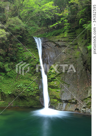 Red Eye Shimpaki Waterfall Cloth Falls Red Eye Shimpaki Waterfall Cloth Falls 34382595
