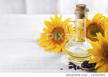 Sunflower oil, seeds and flower Sunflower oil, seeds and flower 34382983