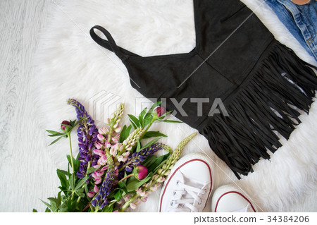 Black suede top with fringe on white fur 34384206