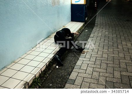 A smashed man A smashed man 34385714