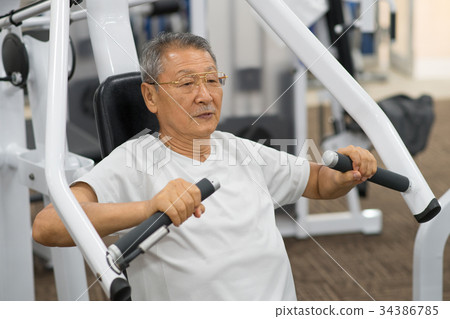 健身房高級活躍肌肉訓練 34386785