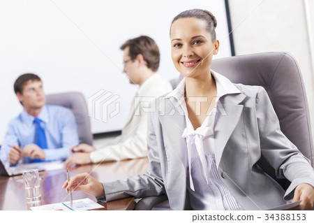 Business team meeting 34388153