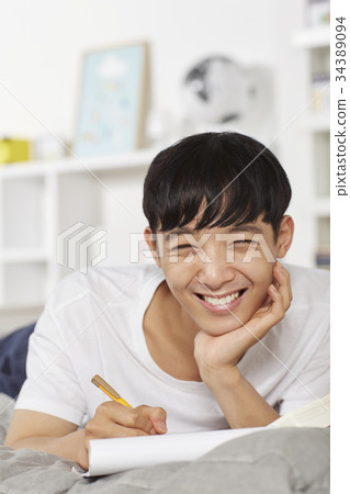 Student, Study, Candidate Student, Study, Candidate 34389094