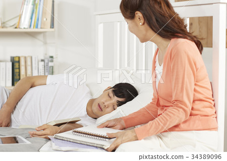 學生，兒子，媽媽，候選人 34389096