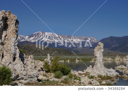 Lime Lake Mono Lake and Snow Mountains in the Sierra Nevada Mountains 34389284