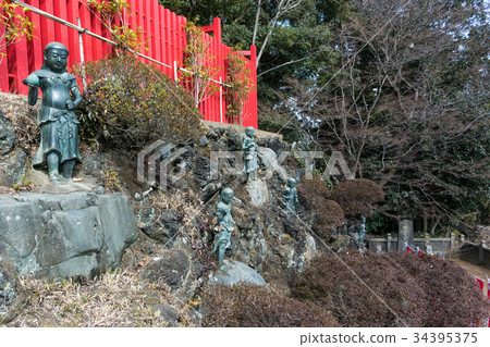 三十六隻狗的Takaoyama Yakuin Gongendo大廳(東京八王子市) 三十六隻狗的Takaoyama Yakuin Gongendo大廳(東京八王子市) 34395375