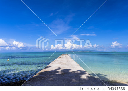 Sea of beautiful coral reef around West Pier of Taketomi Island 34395888