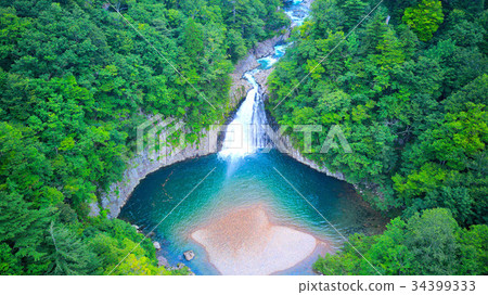 日本的數百個瀑布，“珊瑚瀑布”秋田縣Yuri-Honso 34399333