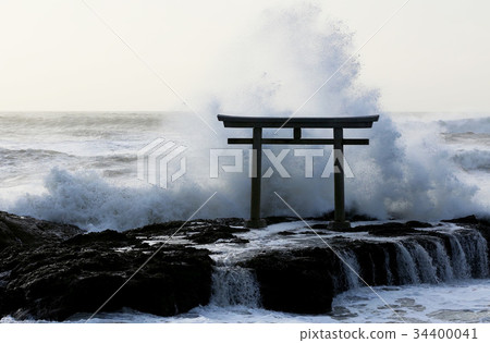 Oarai beach of typhoon transient Oarai beach of typhoon transient 34400041