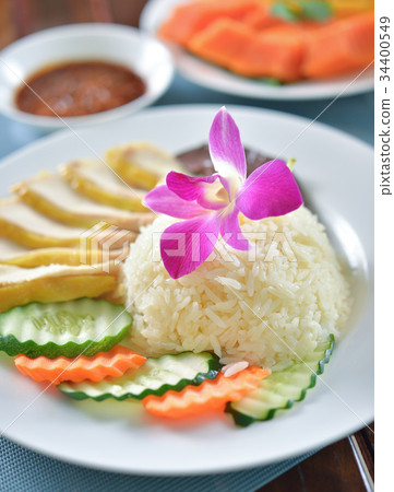 Hainanese chicken rice,food 34400549