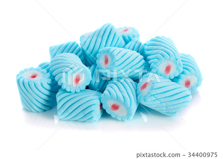 marshmallow isolated on white background marshmallow isolated on white background 34400975
