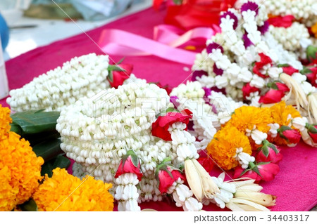 Jasmine garland in market 34403317