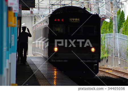 武藏野線進入府中本町站 武藏野線進入府中本町站 34405036